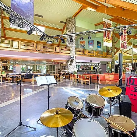 Village Club Les Balcons Des Pyrenees Szálloda Bagnères-de-Luchon